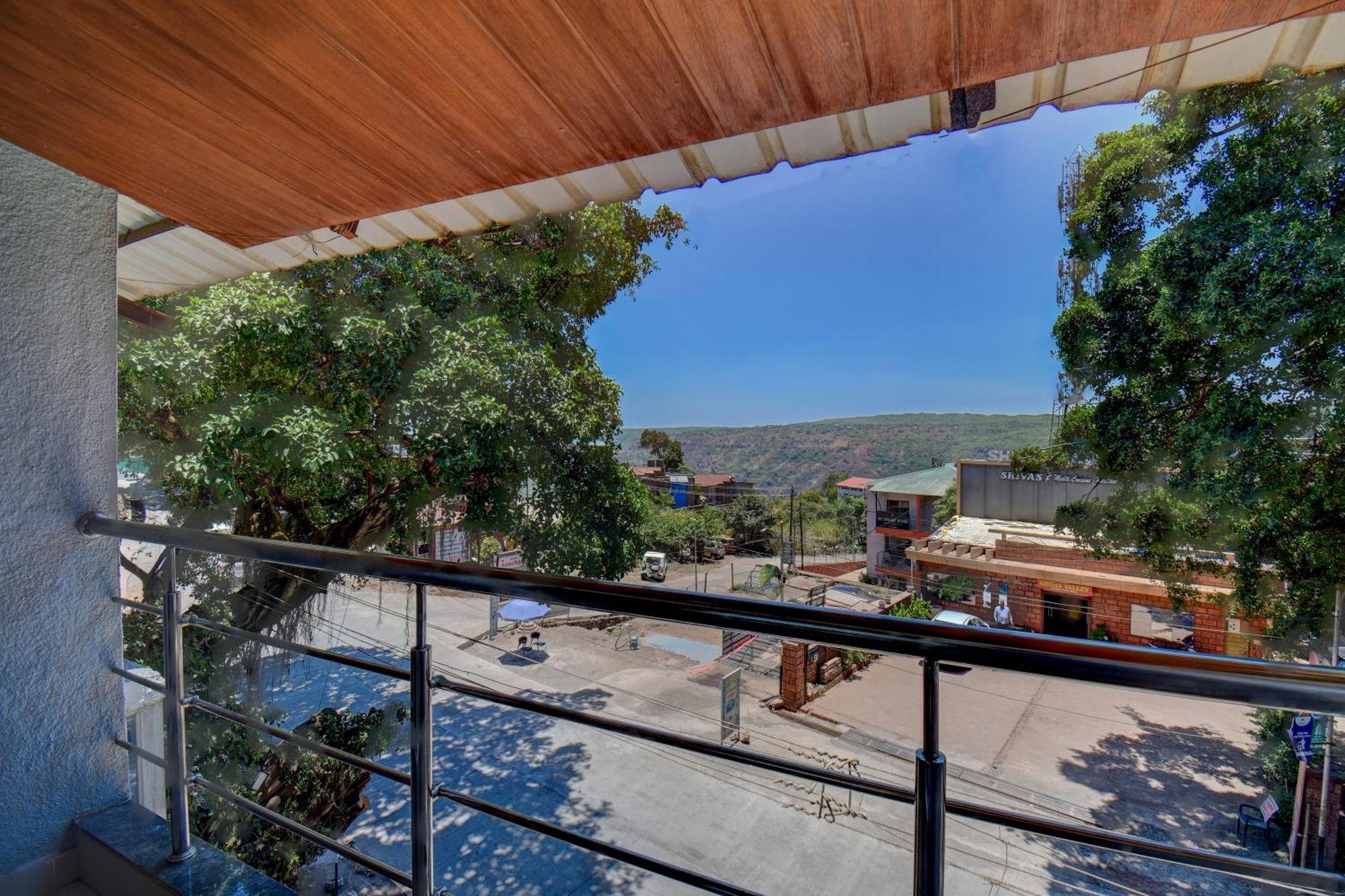 New Jijau Residency, Mahabaleshwar Hotel Eksteriør billede